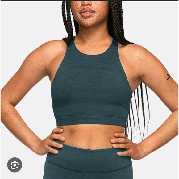 Outdoor Voices Move Free Crop Top - Picture 6 of 7